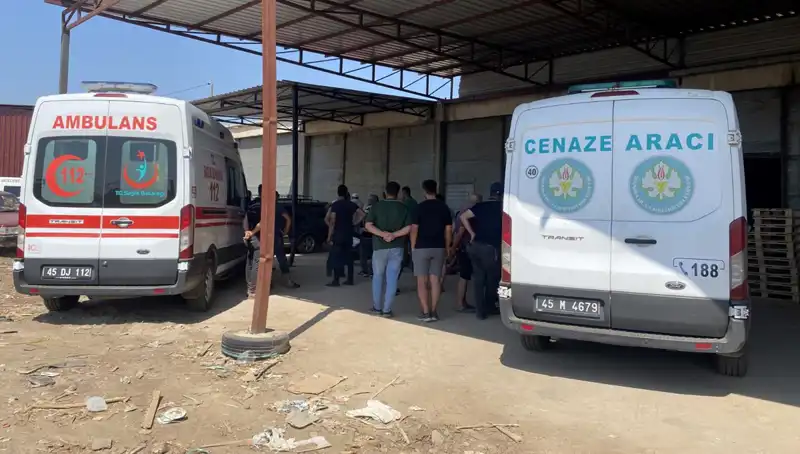 Marangozun Gizemli Ölümü: Şehirde Tüm Gözler Olayda