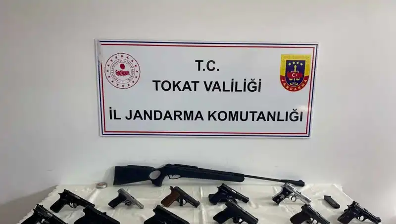 Tokat'ta Kaçak Silah Operasyonu: İki Şahıs Gözaltına Alındı
