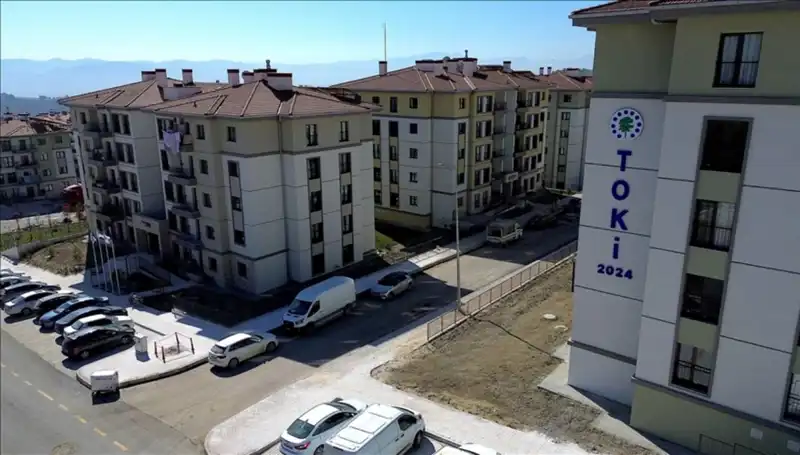 TOKİ 250 Bin Sosyal Konut Başvuruları Başlıyor: 2025’te Hangi Şehirler Avantajlı Olacak?