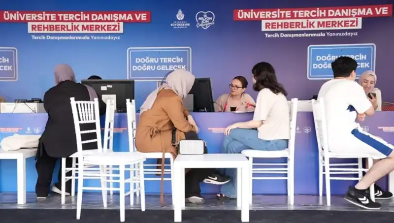 İstanbul'da 24 Yeni Tercih Danışma Merkezleri Açıldı: Geleceğinizi Şekillendirin!