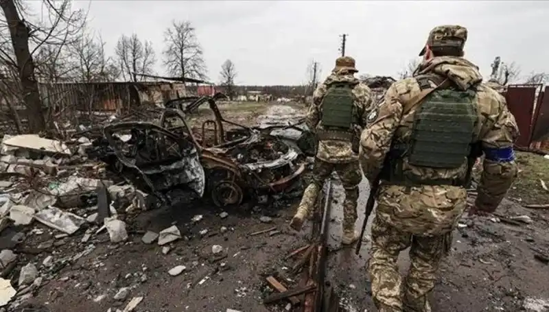Rusya Luhansk'ta Kontrolü Ele Geçirdi: Savaşın Seyrini Ne Olacak?