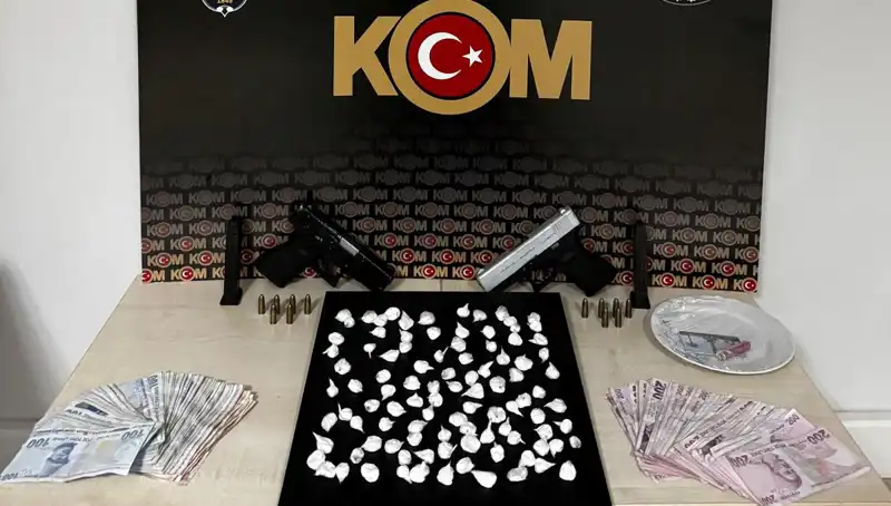 Çeşme'de Gerçekleşen Silahlı Saldırı Sonrası 3 Kişi Gözaltında!