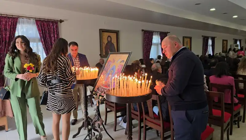 Hatay'da Renkli Görüntülerle Dolu "Çiçek Bayramı" Coşkusu