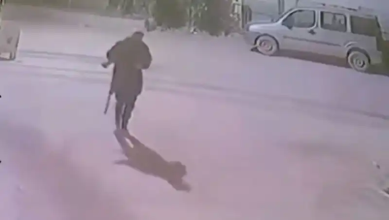 Mertcan Cinayetinde Şok Edici Görüntüler: Zanlı Av Tüfeğiyle Yakaladı!