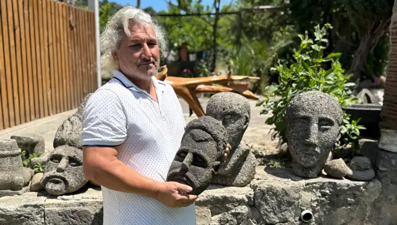 Görenleri Şaşırtan Üzerine Çizim: 3 Günde Tarihi Eser Gibi Yapıyor