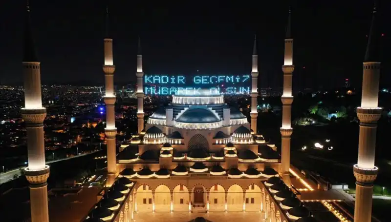 Kadir Gecesi 2025: Bu Özel Gecenin Tarihi ve Önemi Nedir?
